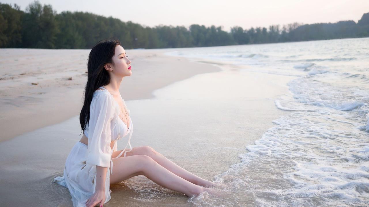 魔兽世界正式服装备对比取消怎么弄:  装备系统改革，对不同职业玩家的影响分析。