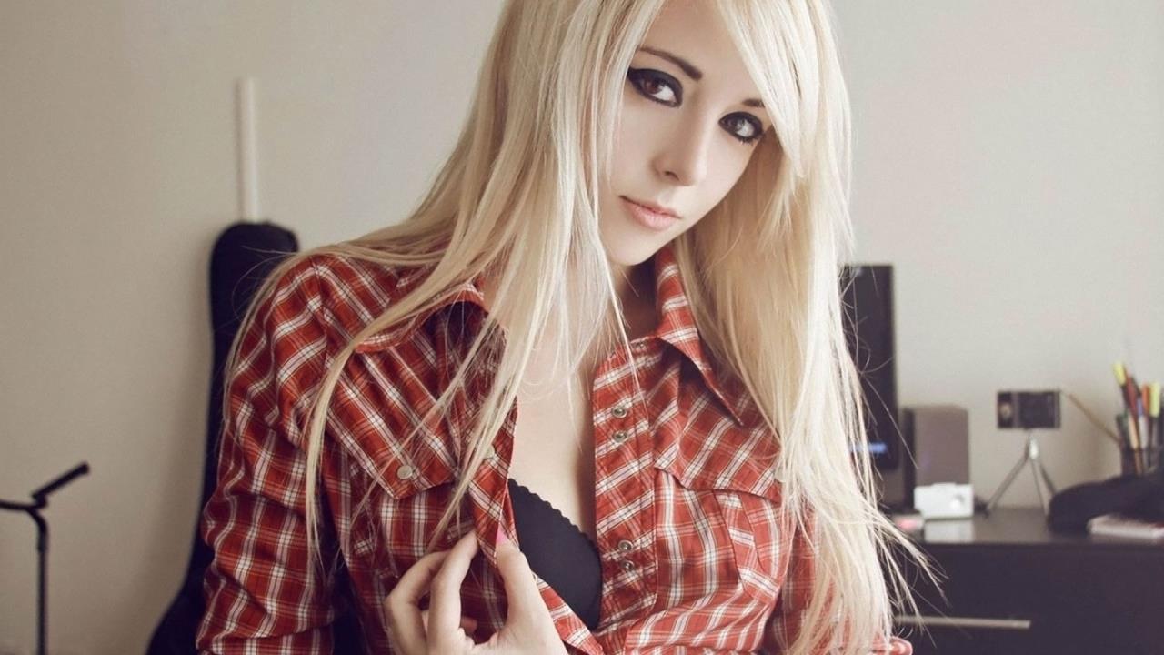 动漫日子批:  魔法少女的平凡生活