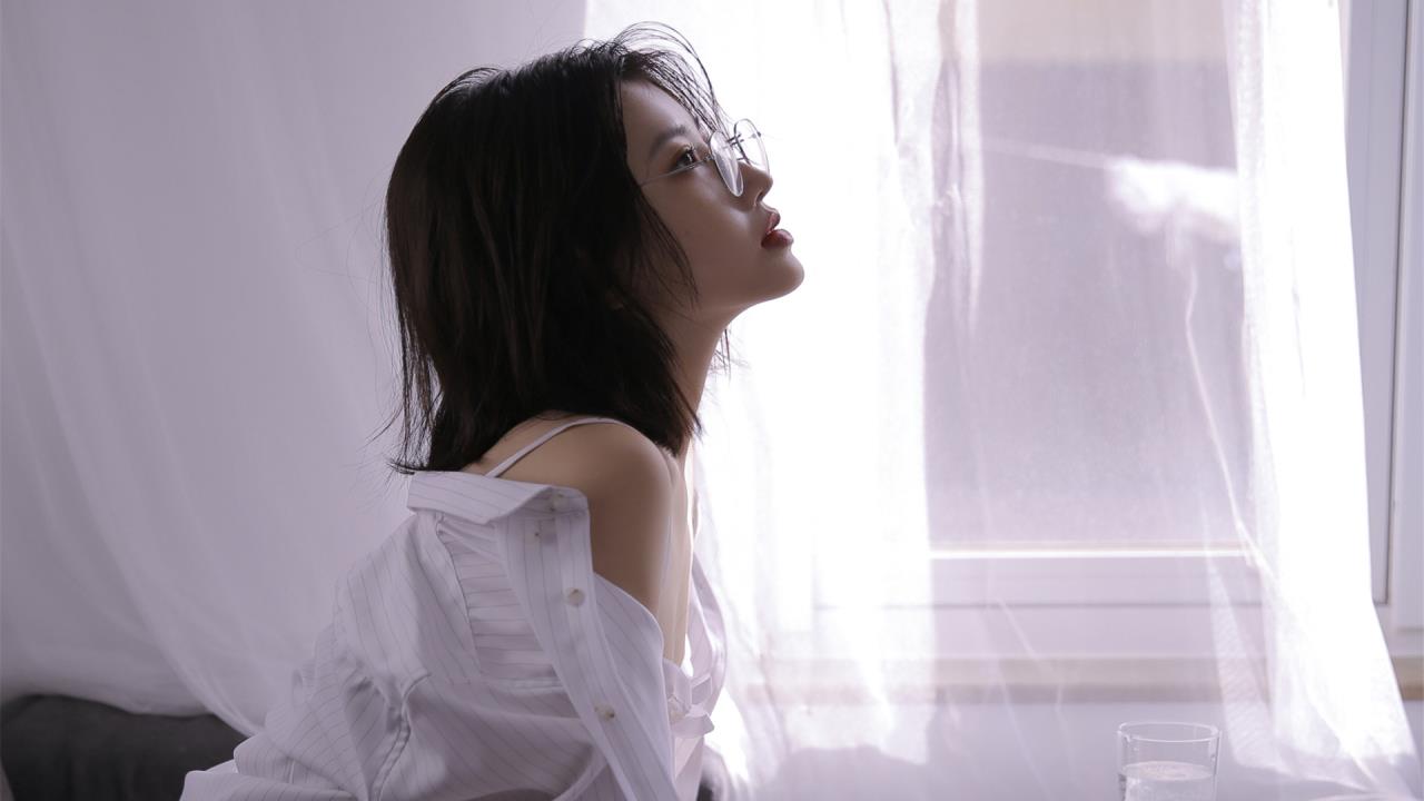 one77app致敬韩寒特色:  捕捉生活百态的另类视角
